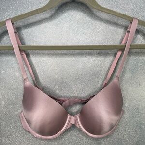 Victoria's Secret Plush Padding Full Coverage Bra - Size 34B